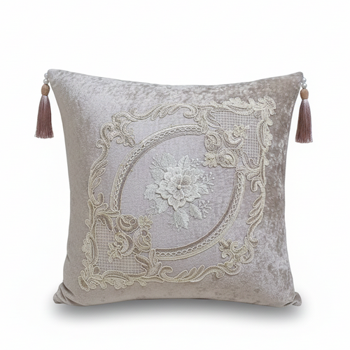 کوسن مخمل دانتل صورتی ملایم