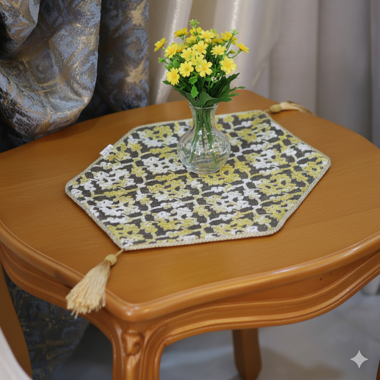 عسلی رنگ قهوه ای طلایی طرح خاتون