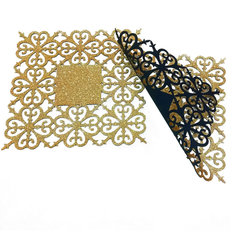 رومیزی چرم اکلیلی طرح اسلیمی مربع بژ آستر نمدی