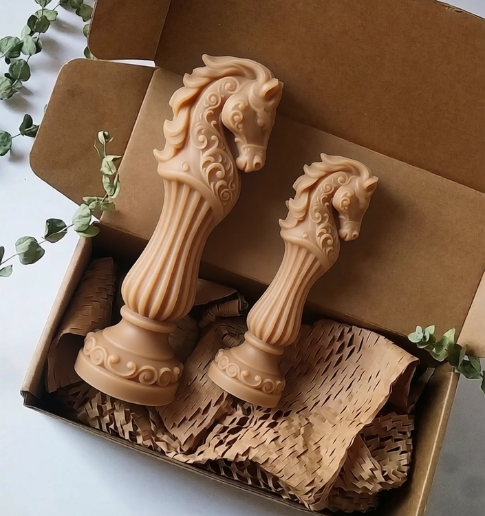 شمع نماد سال مدل لاریس رنگ نسکافه ای