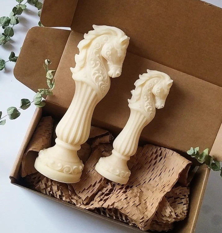 شمع نماد سال مدل لاریس رنگ کرم